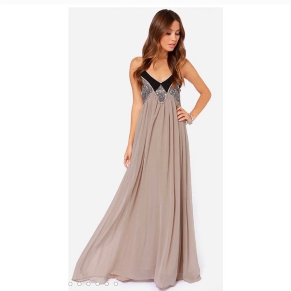 SOLD!Lulus dress